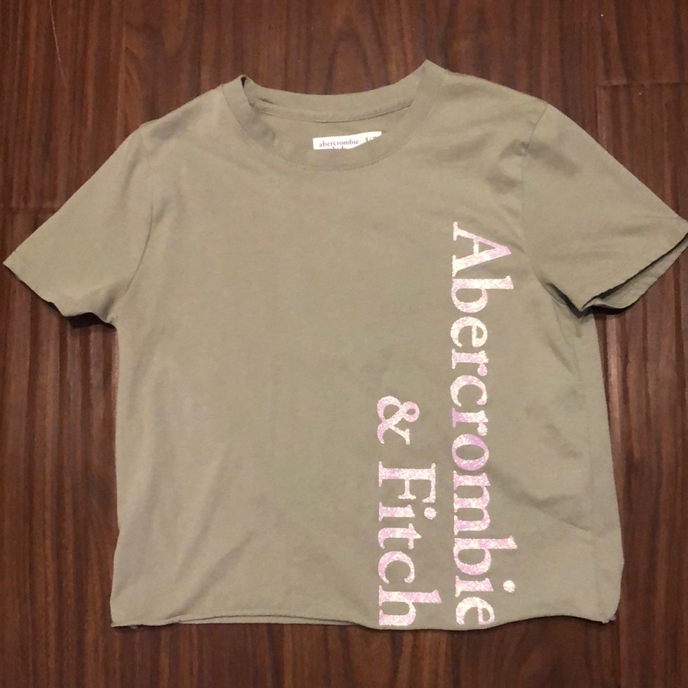 Abercrombie kids size 9/10 green t shirt